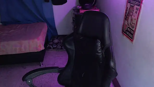 Elastic_Fantasy Show Webcam