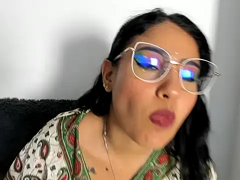 TatyGomez_ live XXX chat