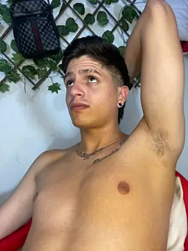 Themasterhades_777 Webcam Show