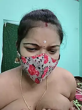 Ramya-hot-gueen's Live Chat Room