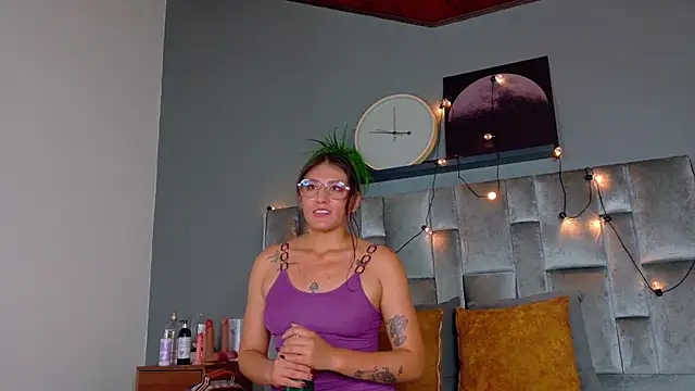 LiaaMoretti__ Cameră chat live