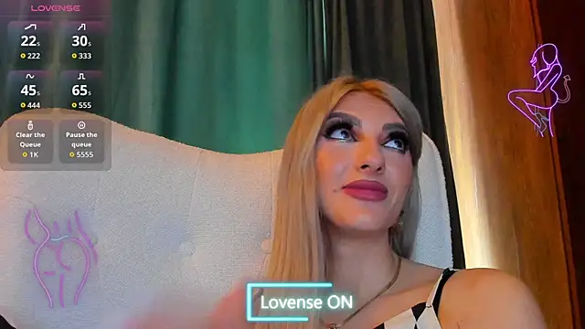 LannaQuinn's Live XXX Chat