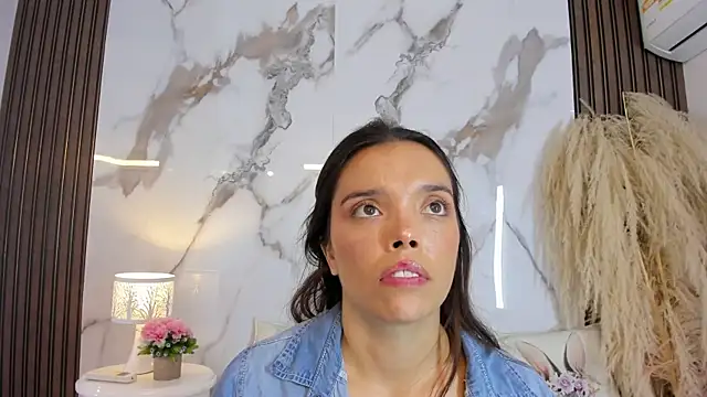 Czat XXX na żywo – hannahill69