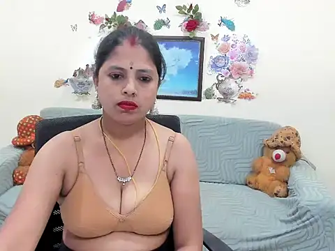 عرض كام leahgotiii