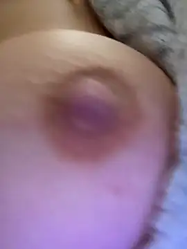 kylie_blck 现场XXX聊天