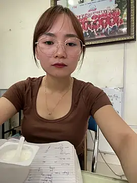 Bana-gibee's Live XXX Chat