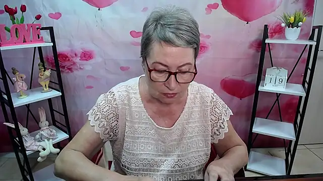 OlgaLuck: вебкам-шоу