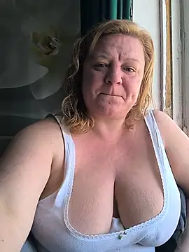 jusichka Chat XXX in diretta