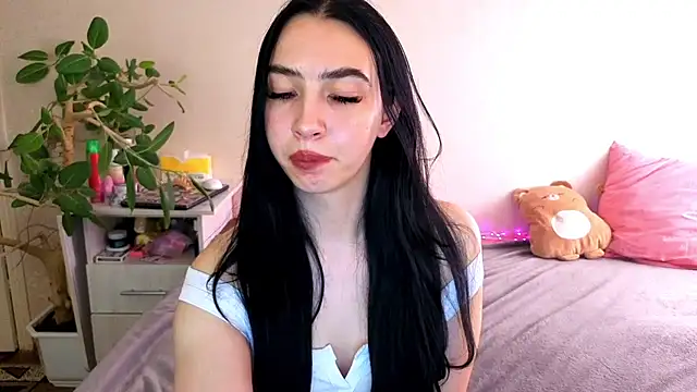 WildKittenX_ – Naživo XXX chat