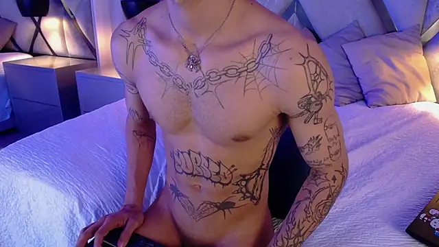 Enzo_Hunter's Webcam Show