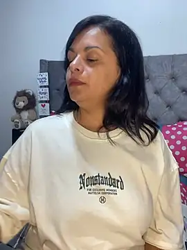 Kataliina Adlı Modelin Web Kamerası Şovu