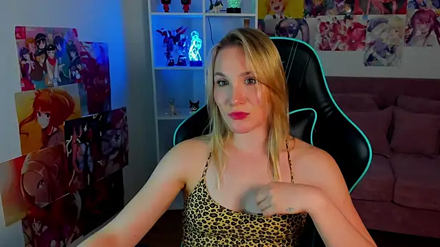 ElaraVoltage Chat XXX in diretta