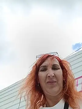 Bel_Nell élő XXX-chatje