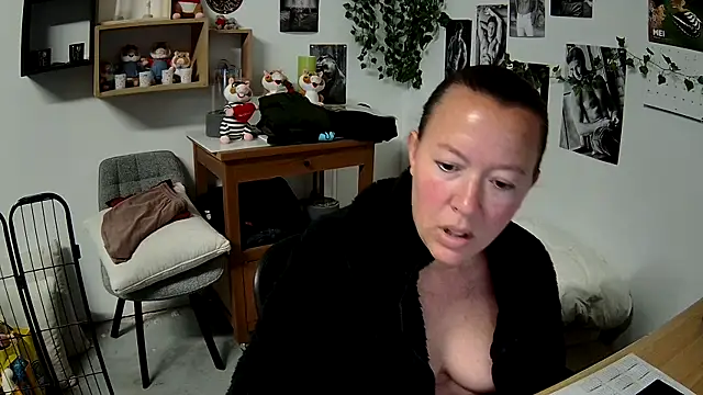 AnyaKrey@xh Live XXX-Chat