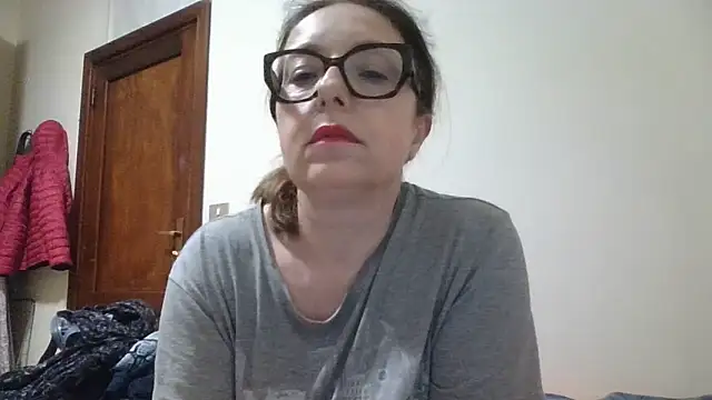 Miasexmilf 现场XXX聊天
