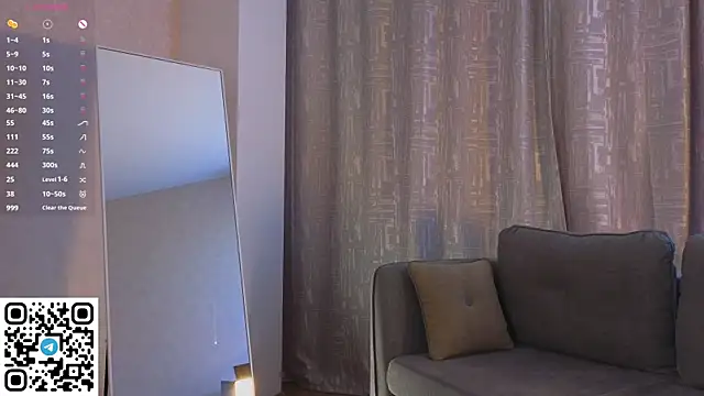 Quinavelle Live XXX Chat