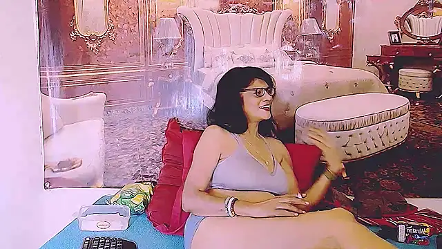 دردشة IndianAllure الجنسية المباشرة