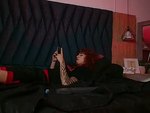 Divine_____ – Naživo XXX chat