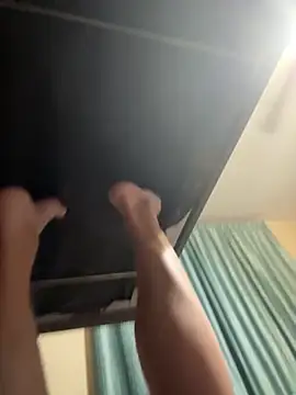 Ready2pop2 Webcam show