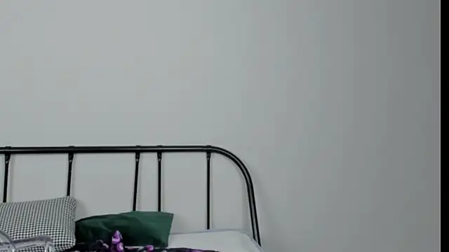 Vlada_vv Adlı Modelin Canlı XXX Sohbeti