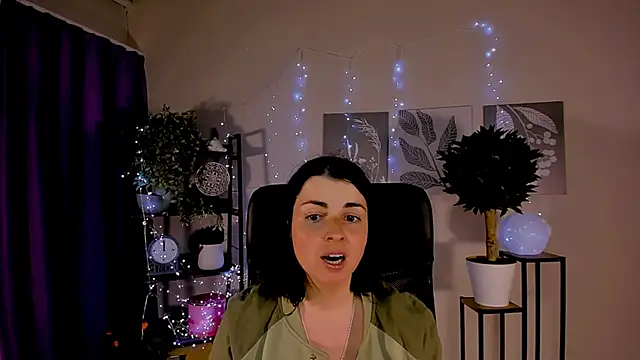 دردشة MartaEdams الجنسية المباشرة