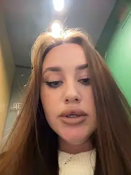 Chat +18 de KiraSunshine ao vivo