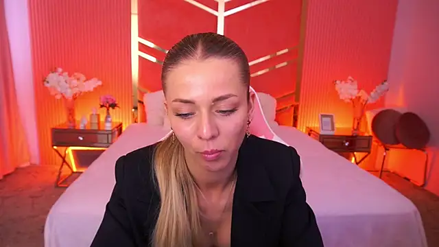 DoveLovee Webcam show