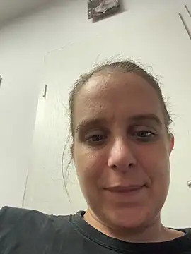 Chantalee: απευθείας συνομιλία ΧΧΧ
