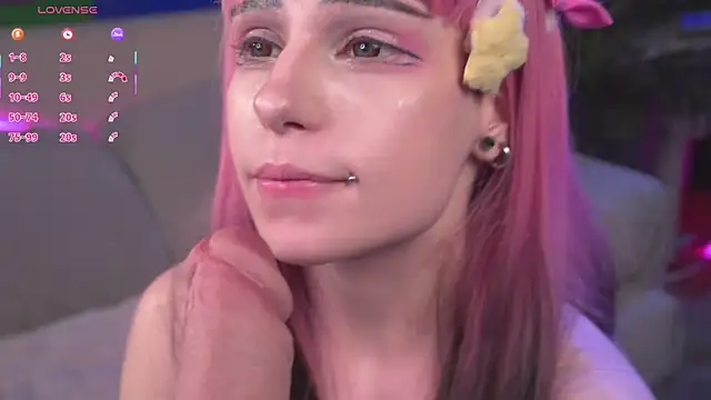 CosplayDream élő XXX-chatje