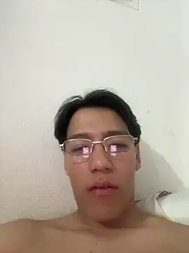 CRYBYT9's Live XXX Chat