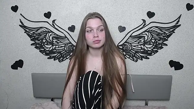 LaraPika Live XXX-chat