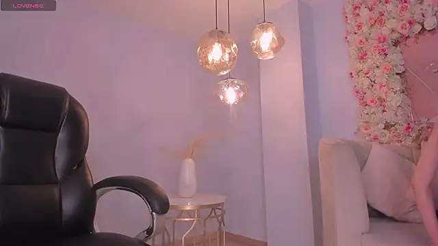 XXX chat uživo modela TiffannySins