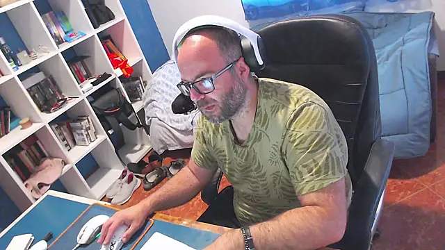 ravingr4d4 Show Webcam