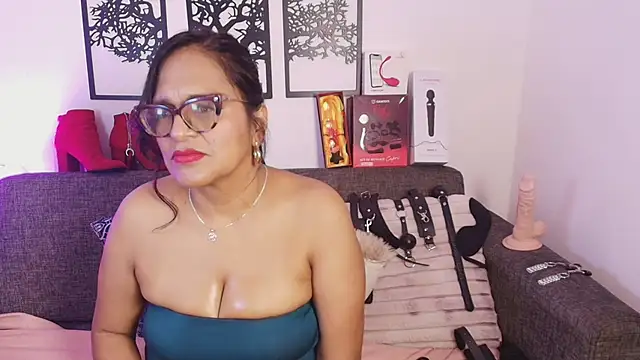 Angelabrowm's Webcam Show