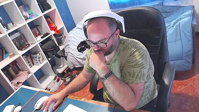 ravingr4d4's Live XXX Chat