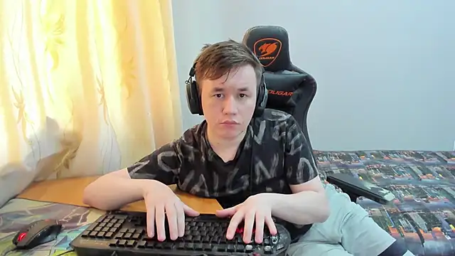 Вебкам-шоу iliaskrislove