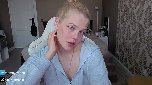 Maya_Rave Live XXX Chat