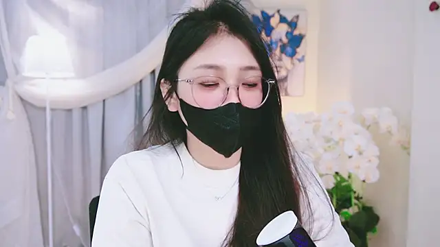 XXX chat uživo modela Chan_Chann