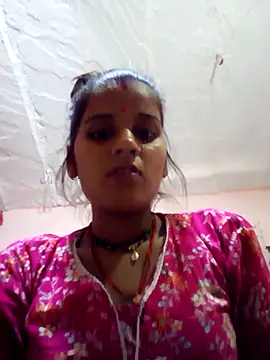 Raveena0990's Live XXX Chat