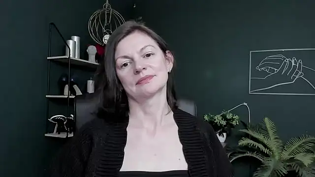 VivianWILD Chat XXX live