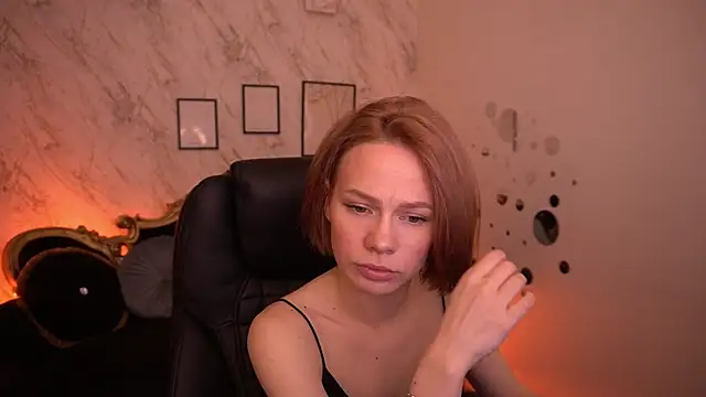 Chatroom XXX en direct de ShyySiren
