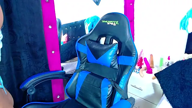 Jenng18 Chat XXX in diretta