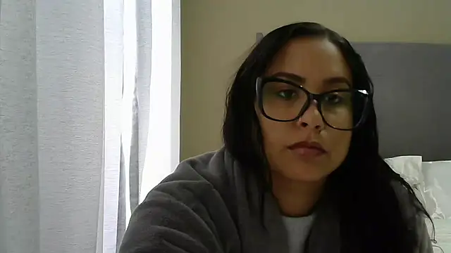 Chat +18 de SweetShailynn ao vivo