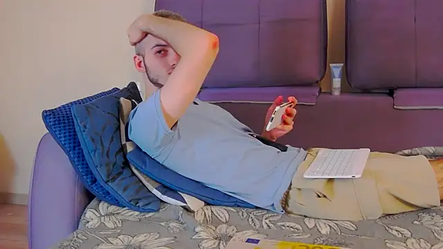 XXX chat uživo modela Magic_Storms