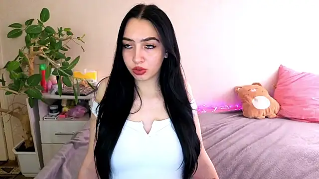 WildKittenX_'s Live XXX Chat