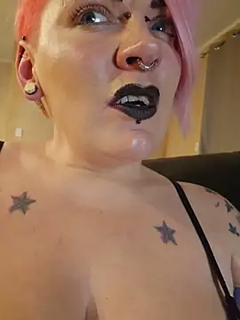 Chat XXX en directo de PinkTheHawk