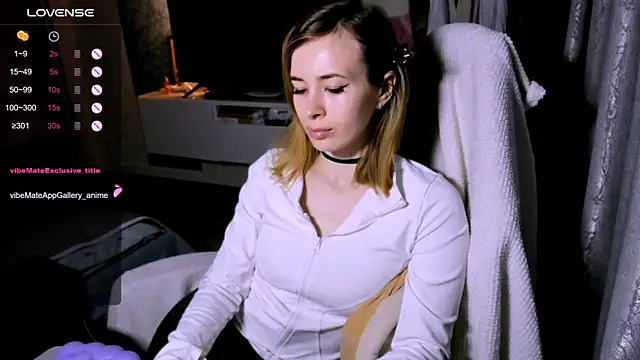 ZoyaMill élő XXX-chatje
