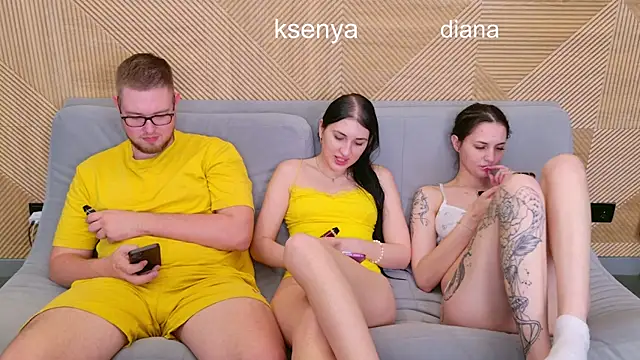Chat +18 de Ksenny ao vivo