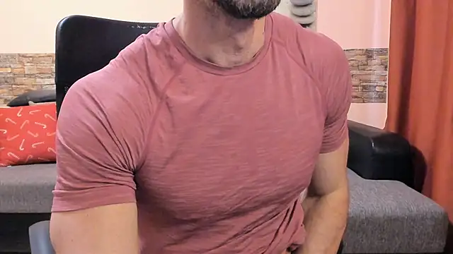 HotHunkTrainern Live XXX chat