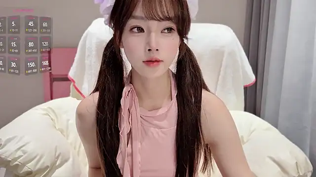 -ov-er- 라이브 XXX 채팅